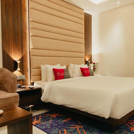 Playotel Premier Vijay Nagar Indore Extérieur photo