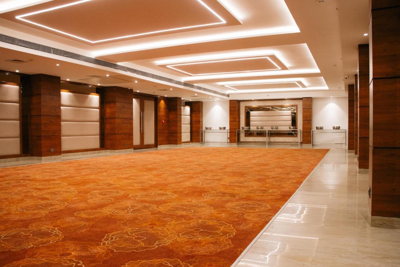 Playotel Premier Vijay Nagar Indore Extérieur photo