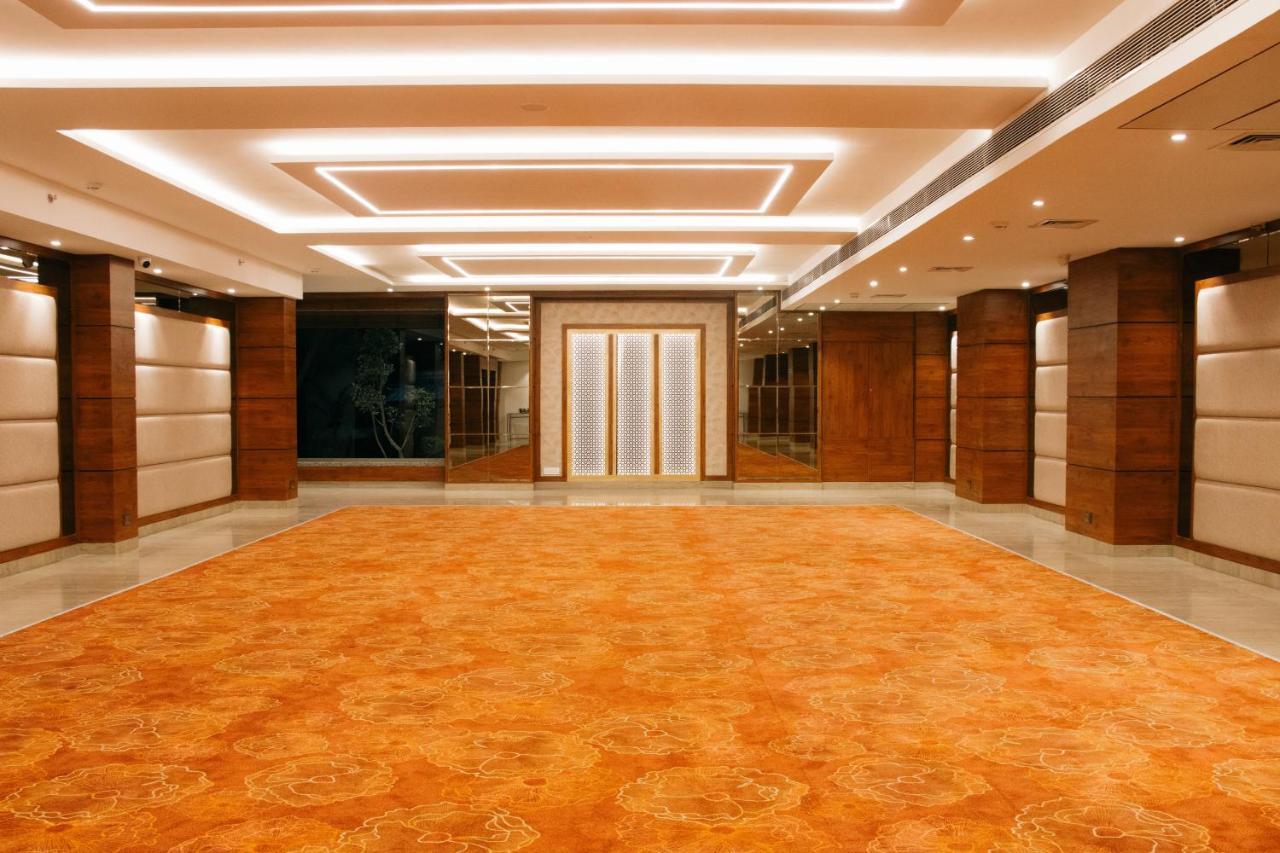 Playotel Premier Vijay Nagar Indore Extérieur photo